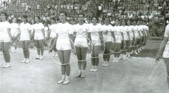 1960 – 1970: Γυμναστικές επιδείξεις στο στάδιο Αλκαζάρ