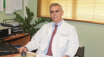 Kωνσταντίνος Τεπετές: H χειρουργική του Καρκίνου του Παχέος Εντέρου στην Τρίτη Ηλικία